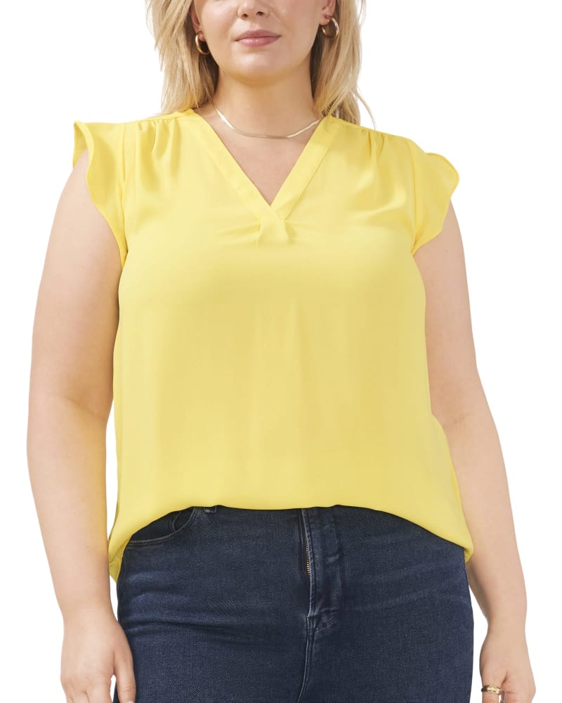 Front of a model wearing a size 1X Kiera V-Neck Blouse in SUNDECK by Vince Camuto. | dia_product_style_image_id:261131